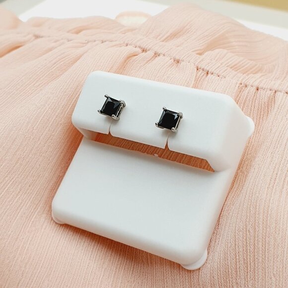 4MM S925 Sterling Silver CZ Stud Earrings for Women/Girl, US19251020 - Picture 8 of 14